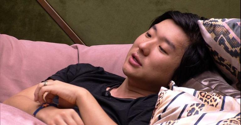 Pyong Lee teve passagem pelo BBB 20 marcada por assédio; relembre BBB 20: Pyong sonha com filho e Rafa Kalimann diz que foi revelação de Deus