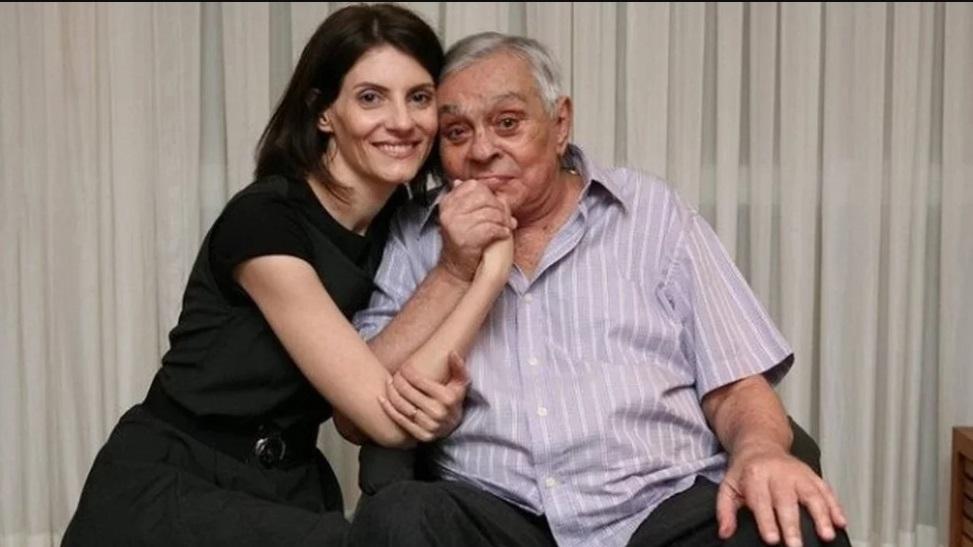 Malga Di Paula, viúva de Chico Anysio, volta a ser intubada por complicações da Covid Viúva de Chico Anysio, Malga Di Paula está internada com Covid