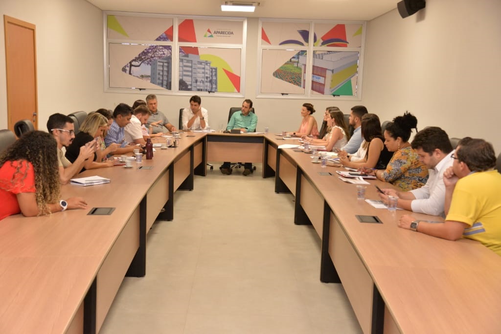 Aparecida vai criar grupo para monitorar coronavírus diariamente