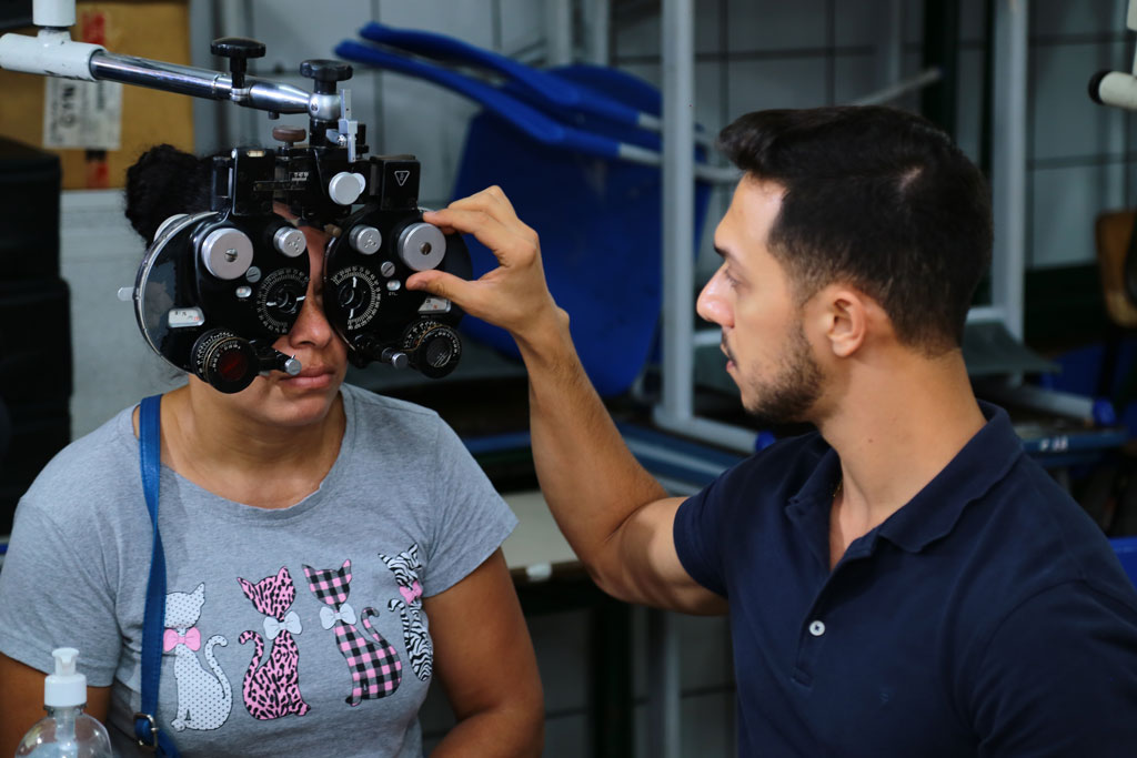 Mais de 100 serviços gratuitos são oferecidos em mutirão de Aparecida