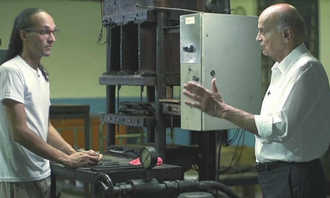 Após abraço de Dráuzio Varella, detenta trans já recebeu 234 cartas e chocolate