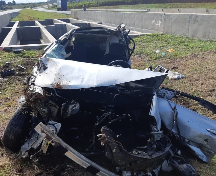 Jovem de 21 anos morre em acidente de carro na BR-050