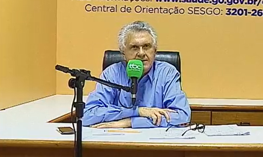 Caiado garante pagamento da folha no dia 30 de abril
