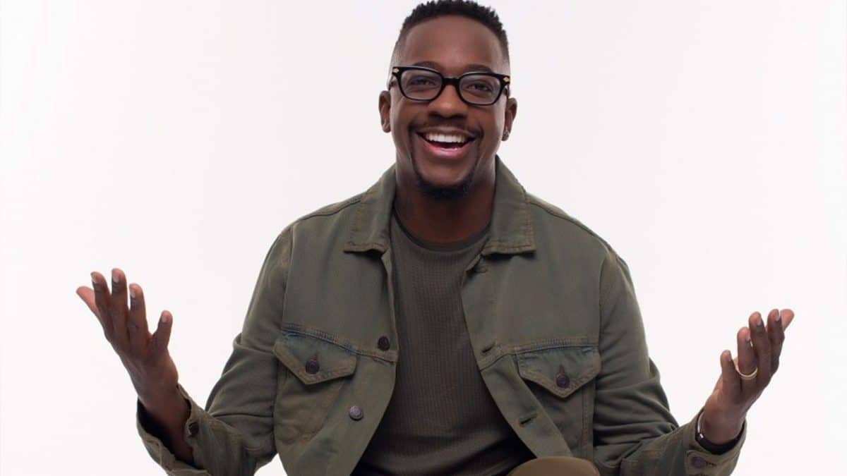 Mumuzinho testa positivo para Covid-19 e é internado com pneumonia