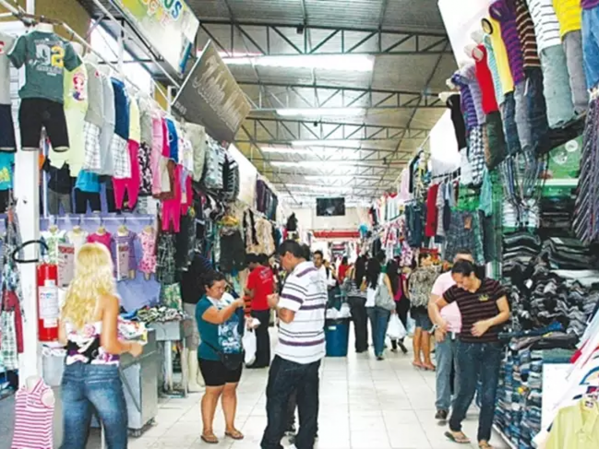 Aumento do número de casos de covid-19 e agravamento do cenário atual. É o que avalia o infectologista Boaventura Braz acerca da reabertura do comércio em Goiânia. (Foto: Reprodução)