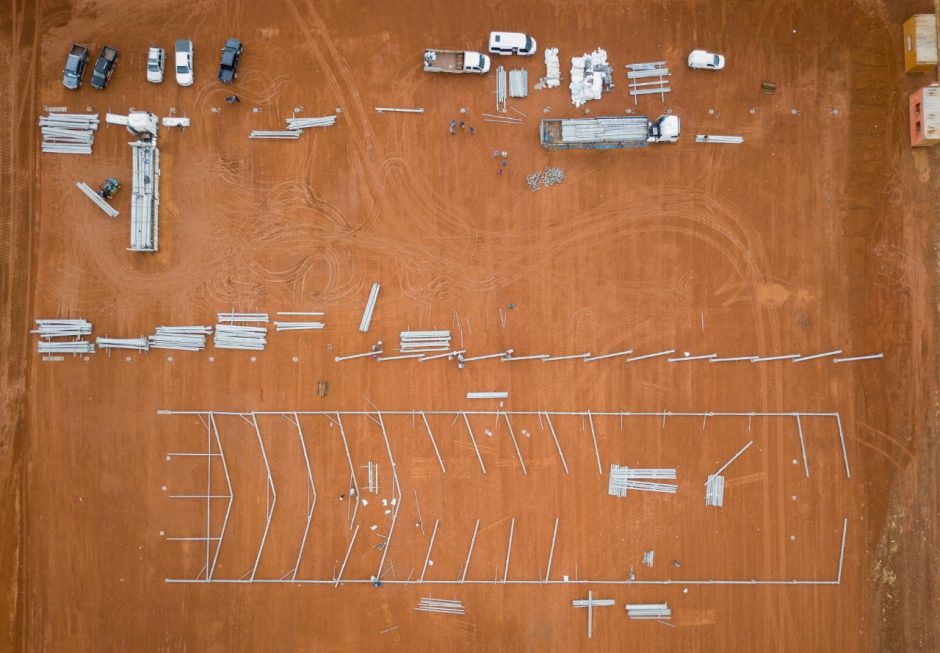 Hospital de Campanha do governo federal começa a ser construído em Águas Lindas de Goiás