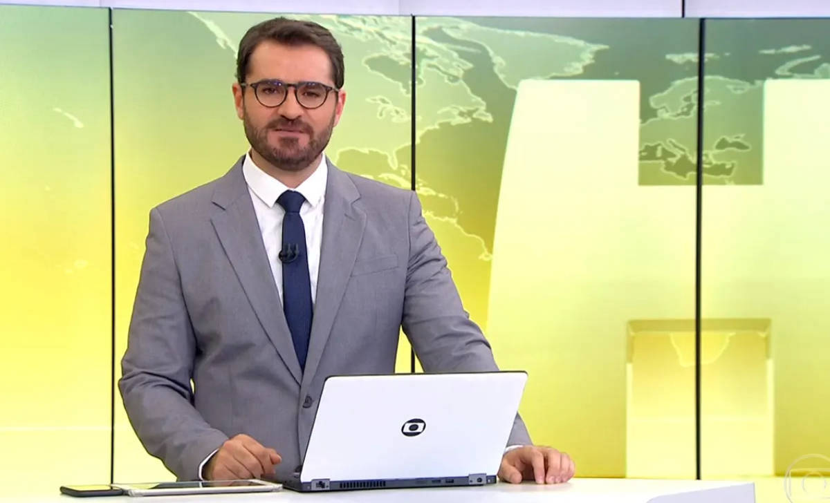 Marcelo Cosme Apresentador da Globo é hostilizado ao fazer caminhada ao ar livre: lacrador!; assista