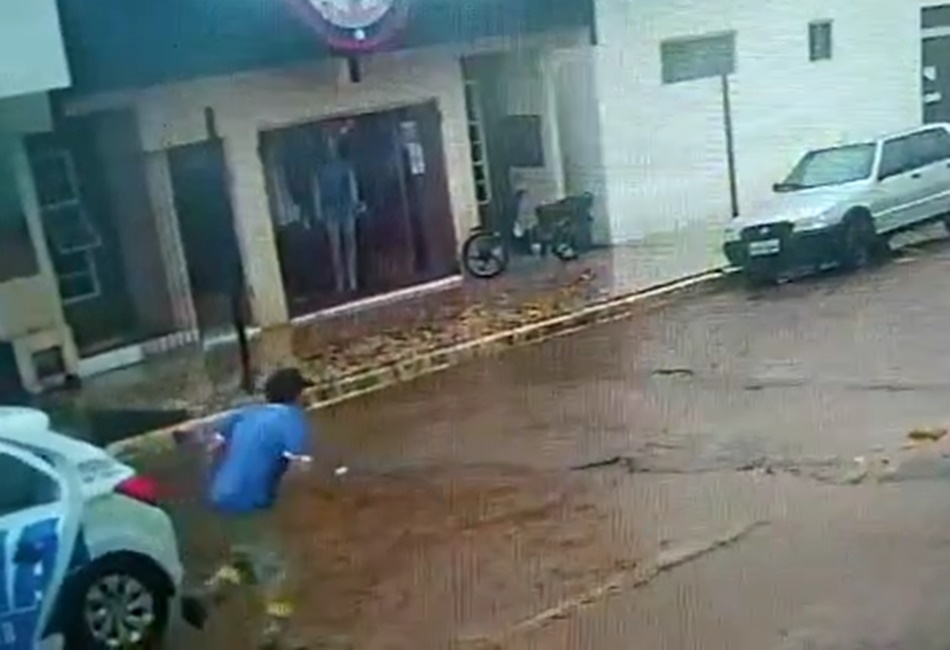 Homem que escapou da viatura em Piranhas cometia abusos contra a filha de 13 anos