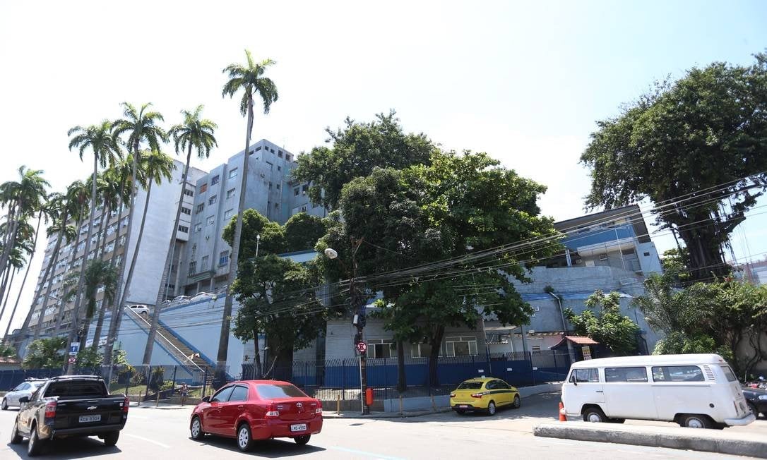 Morreu nesta quarta (15) a sargento da PM internada com suspeita de Covid-19. Carla do Nascimento ficou internada por quase um mês. (Foto: Roberto Moreyra)