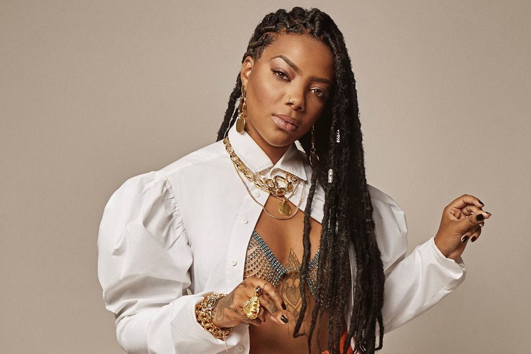 Ludmilla reclama após ser criticada por comentário machista no Twitter: "Cansei" próteses de silicone internada Crítica: Ludmilla mostra talento e versatilidade em EP de pagode, Numanice