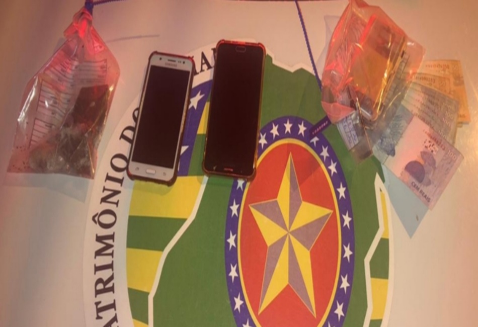 Suspeito estava com quatro porções de maconha