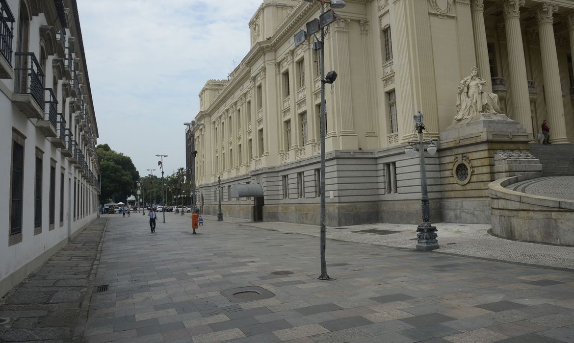 O governador do Rio de Janeiro Wilson Witzel prorrogou por mais 18 dias, a partir de hoje (13), as medidas de prevenção e enfrentamento à propagação do novo coronavírus no estado. (Foto: Tomaz Silva/Agência Brasil)