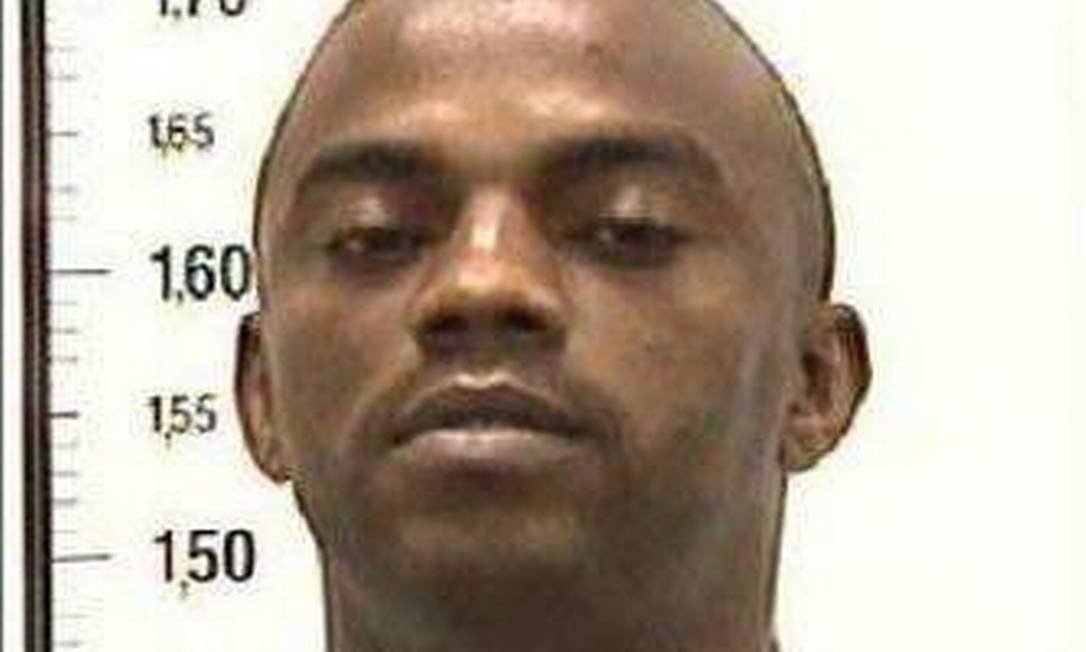 O chefe do tráfico no Morro da Providência, Leonardo Marques, vulgo Sapinho, morreu durante após infartar jogando futebol em presídio do Rio. (Foto: reprodução)