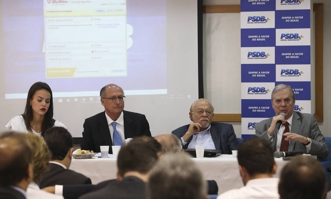 A juíza Gilsa Elena Rios rejeitou ação de improbidade administrativa contra os ex-governadores Geraldo Alckmin e Alberto Goldman. (Foto: Ailton de Freitas / Agência O Globo)