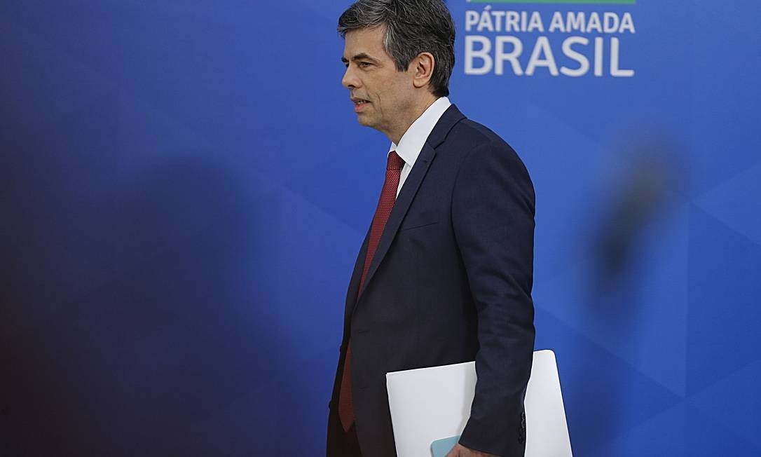 O ministro da Saúde, Nelson Teich, reconheceu nesta terça-feira que há um "agravamento" da situação do novo coronavírus no Brasil. (Foto: Jorge William/Agência Brasil)
