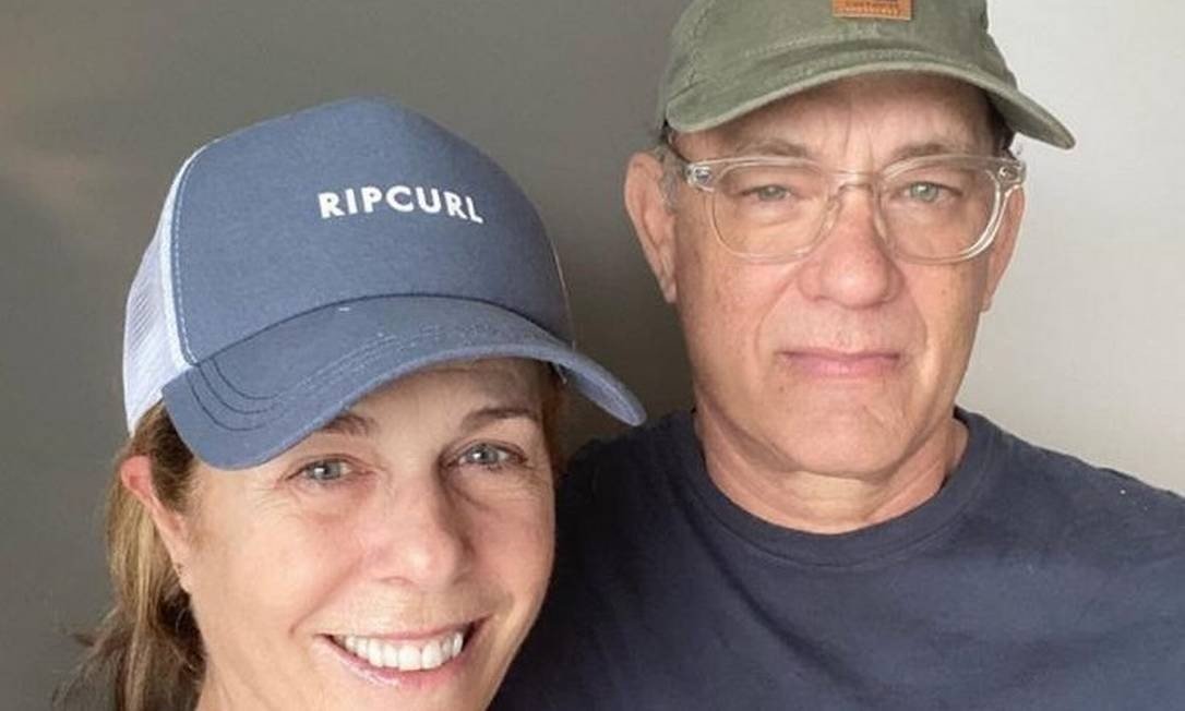 Tom Hanks e Rita Wilson doam sangue para estudo de vacina contra coronavírus