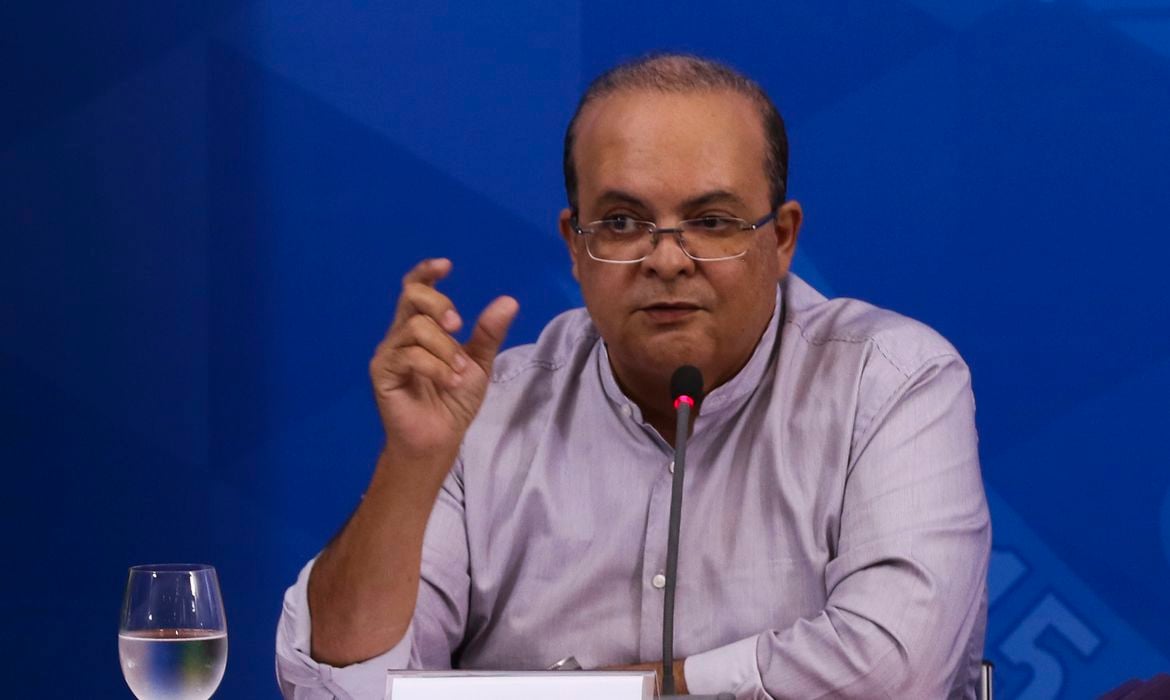 O governador do Distrito Federal, Ibaneis Rocha, assinou hoje (22) um decreto liberando o funcionamento de shopping centers, centros comerciais e o comércio em geral a partir da próxima quarta-feira (27). (Foto: Marcello Casal Jr/Agência Brasil)