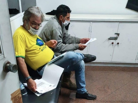 Apoiadores de Bolsonaro são presos depois de protesto contra ministro do STF (Foto: Divulgação)