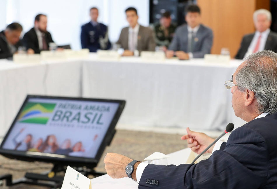 Guedes e militares temem que parte de vídeo sobre China vaze