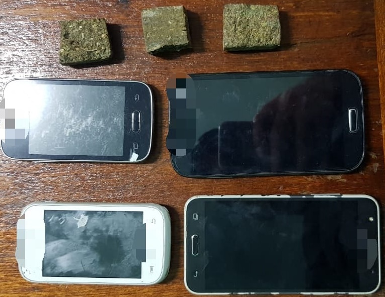 Servidores impedem entrada de celulares e drogas em prisão de Águas Lindas