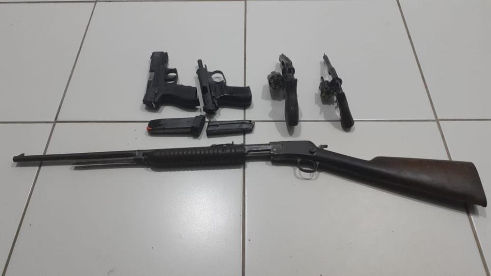 confronto com a polícia