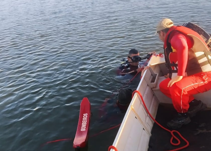 Bombeiros encontram corpo de idoso que afogou no rio dos bois