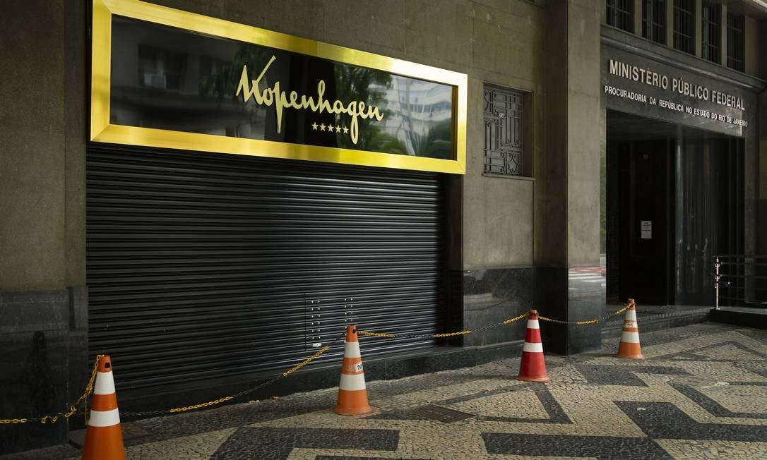 Fachada da loja de chocolates de ex-assessor de Flávio Bolsonaro, ao lado do Ministerio Público Federal, no Centro do Rio Foto: Leo Martins / Agência O Globo
