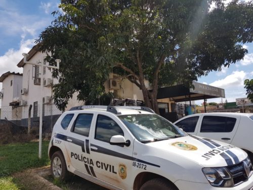 Dois homens foram presos, nesta segunda-feira (18), suspeitos de assassinar um jovem, de 23 anos, após uma briga de trânsito em Novo Gama. (Foto: divulgação/PC)