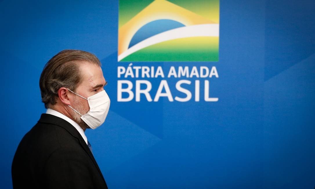 Após internação, novo exame de Toffoli dá negativo para covid-19