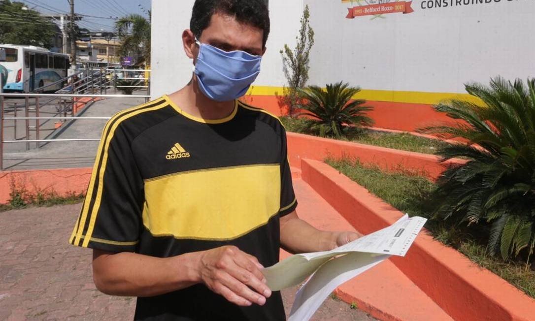 Pai e dois filhos morreram vítimas de Covid-19 num espaço de 10 dias na Baixada Fluminense, no Rio de Janeiro. (Foto: Cléber Junior)