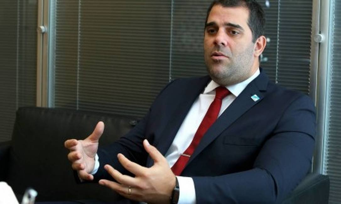 Gravação indica que secretário de Witzel furou quarentena para encontrar empresário preso