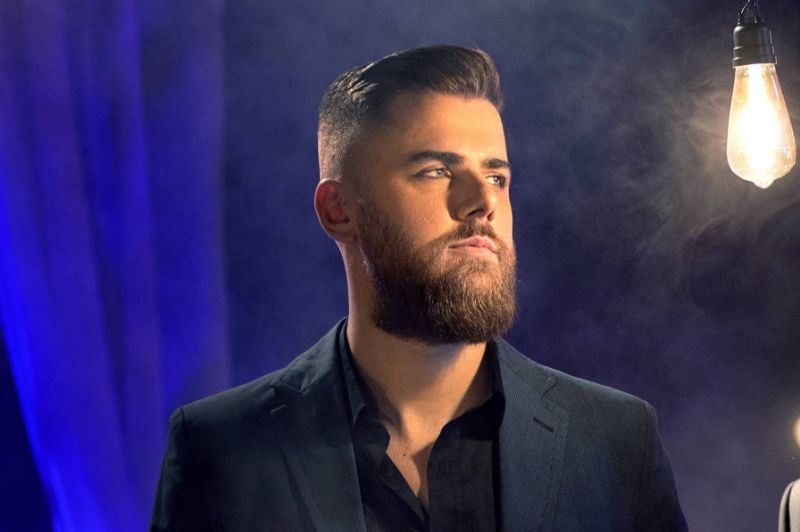 Problema teria sido causado pelo uso de cigarro eletrônico. Zé Neto, da dupla com Cristiano, revela doença pulmonar: assista ao vídeo