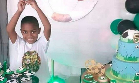 Miguel Otávio, de 5 anos, caiu do nono andar de um prédio no Recife Foto: Reprodução/Facebook