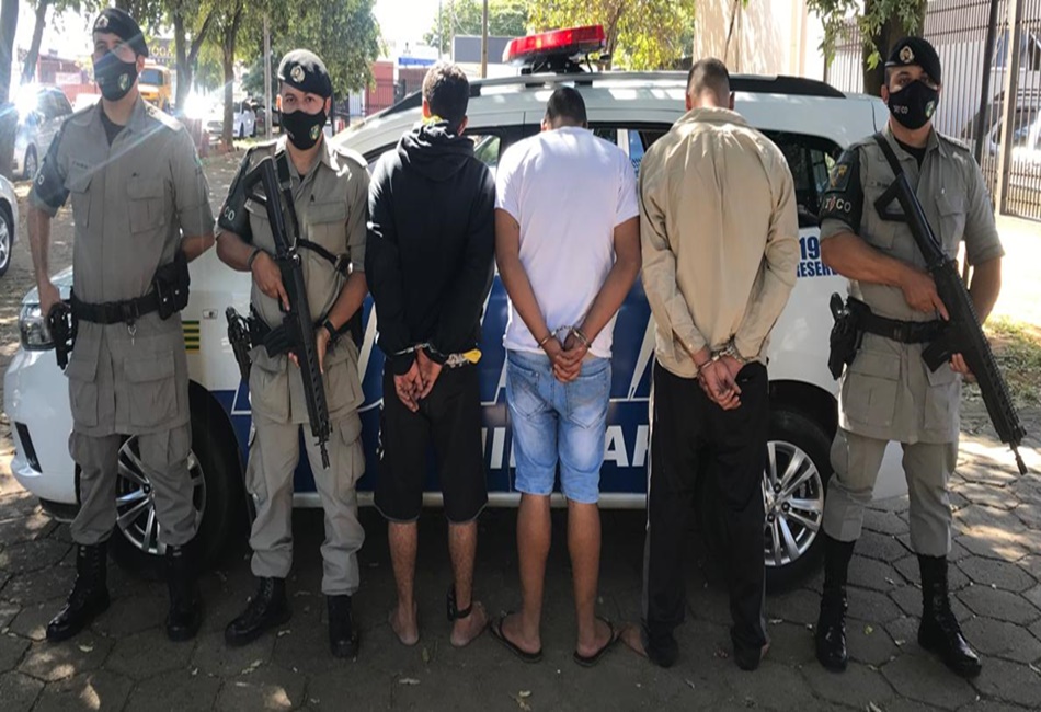 Corpo carbonizado é encontrado no Residencial Primavera, em Goiânia