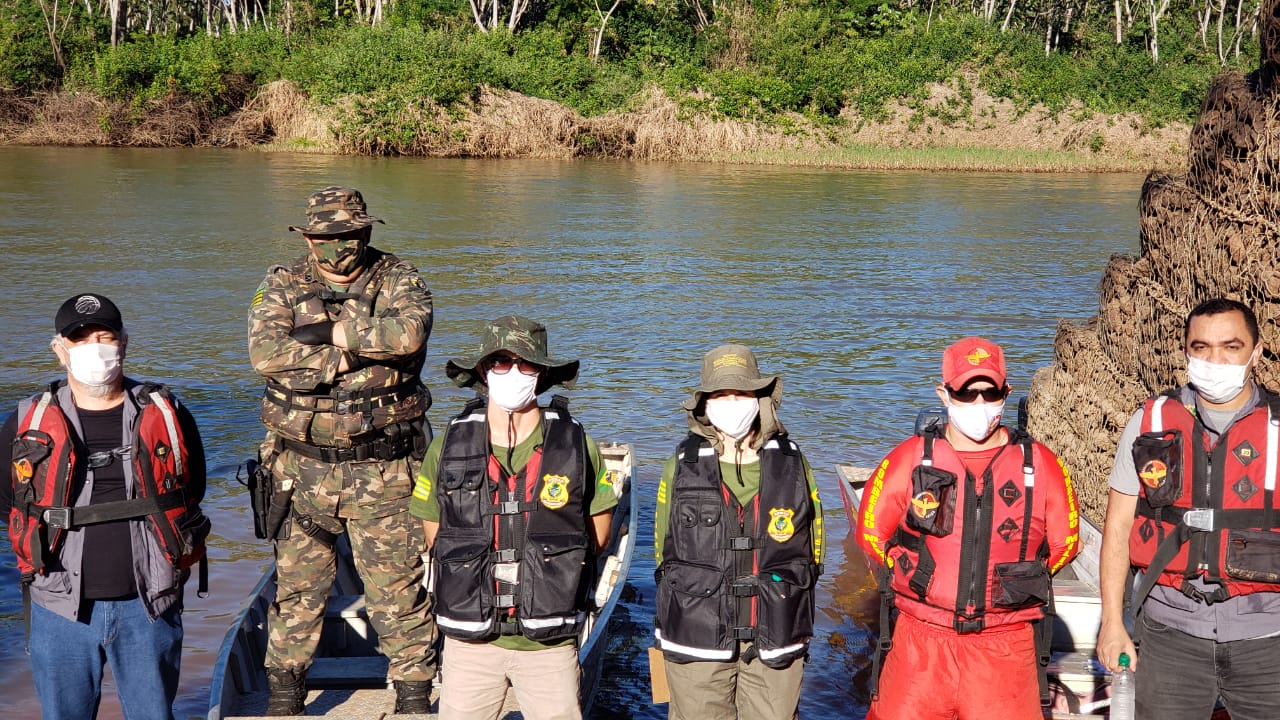 Operação notifica 25 acampamentos em um fim de semana no Araguaia