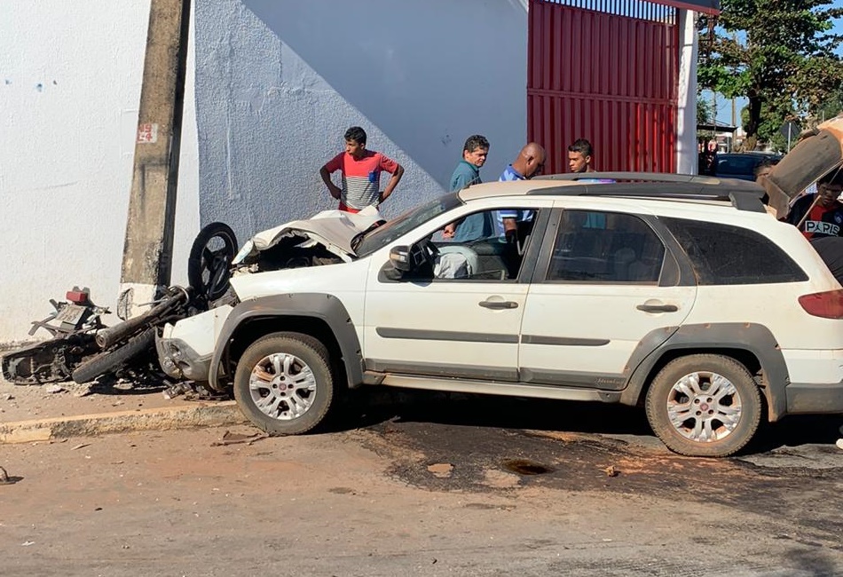 Dono de oficina contabiliza 336 acidentes em sete anos em frente ao seu estabelecimento