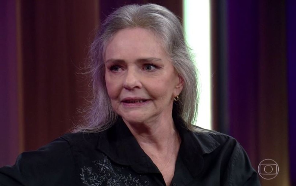 Angela Ro Ro diz estar passando por dificuldades e faz apelo aos fãs