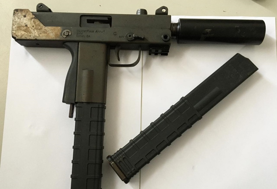 Homem é preso por posse de submetralhadora em Aparecida