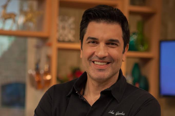 Edu Guedes cai e quebra o braço no interior de São Paulo