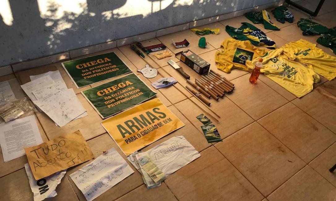 Materiais apreendidos com grupo bolsonarista no DF Foto: Polícia CivilMateriais apreendidos com grupo bolsonarista no DF Foto: Polícia Civil