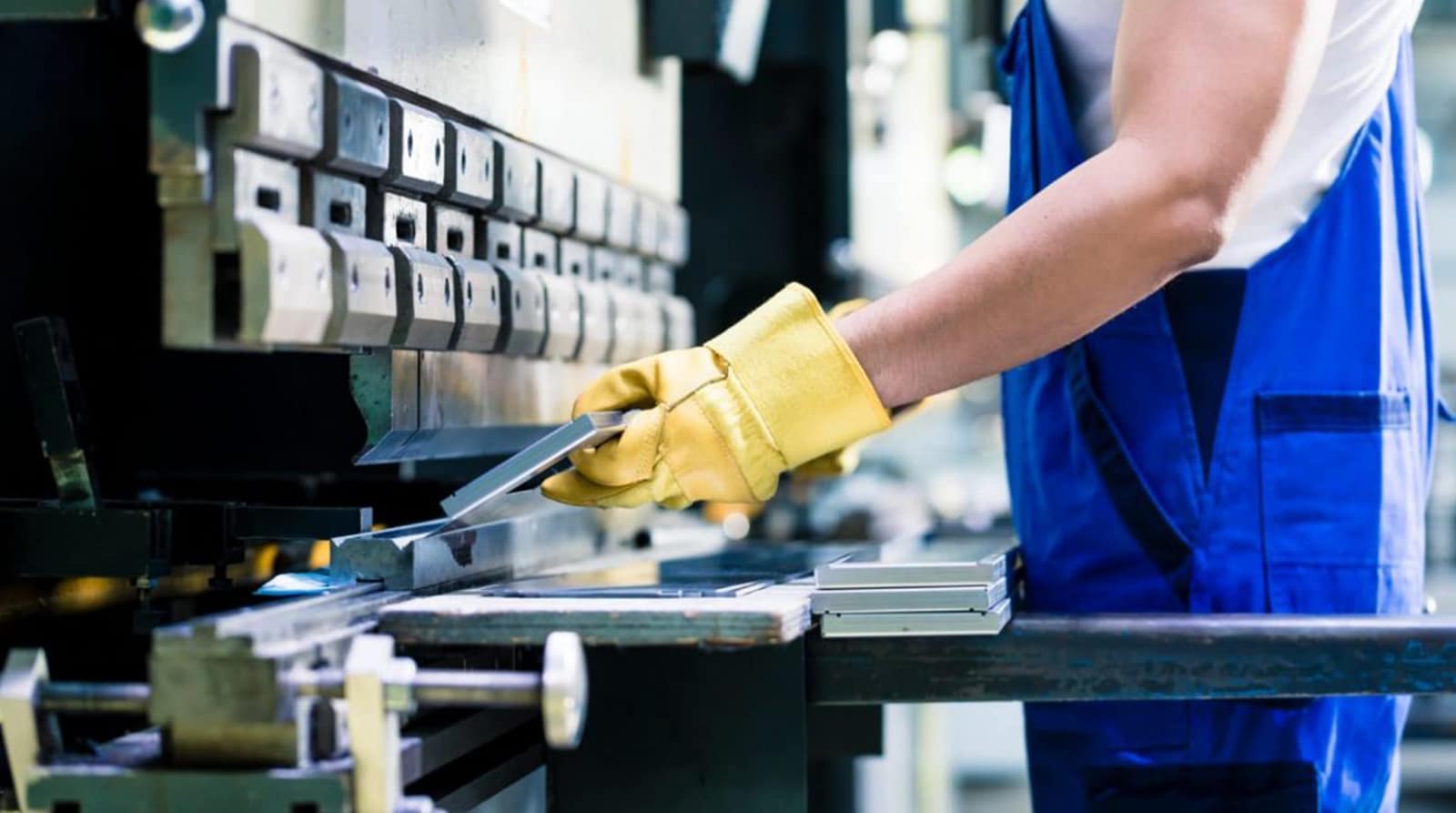 Laboratório Teuto abre 90 vagas nas áreas de produção e qualidade, em Anápolis