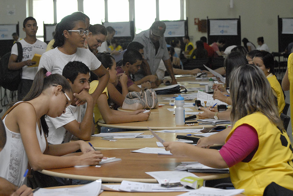 A Justiça considerou uma estudante apta a concorrer ao curso de Medicina da UFG pelo sistema de cotas e determinou matrícula como parda. (Foto: divulgação/UFG)