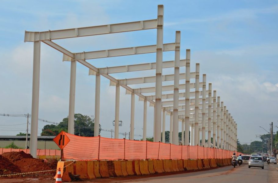 Tiveram início, na manhã desta quarta-feira, as obras do viaduto da Perimetral Norte com a Av. Goiás Norte, que integra o BRT-Norte Sul, em Goiânia. (Foto: ilustração)
