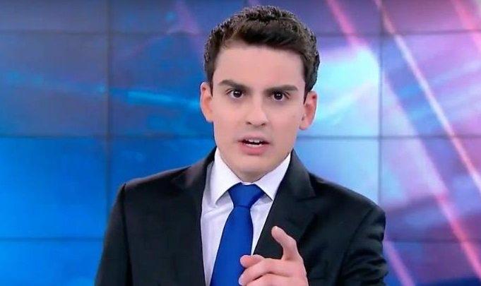 Dudu Camargo é intimado pela polícia dentro do SBT