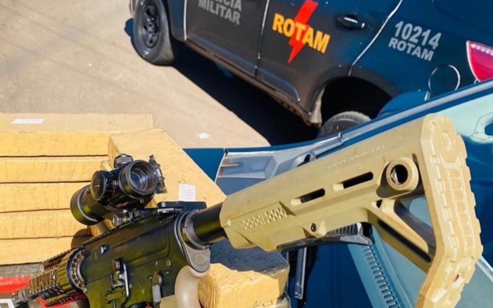 Duas pessoas são presas com um fuzil na região oeste de Goiânia