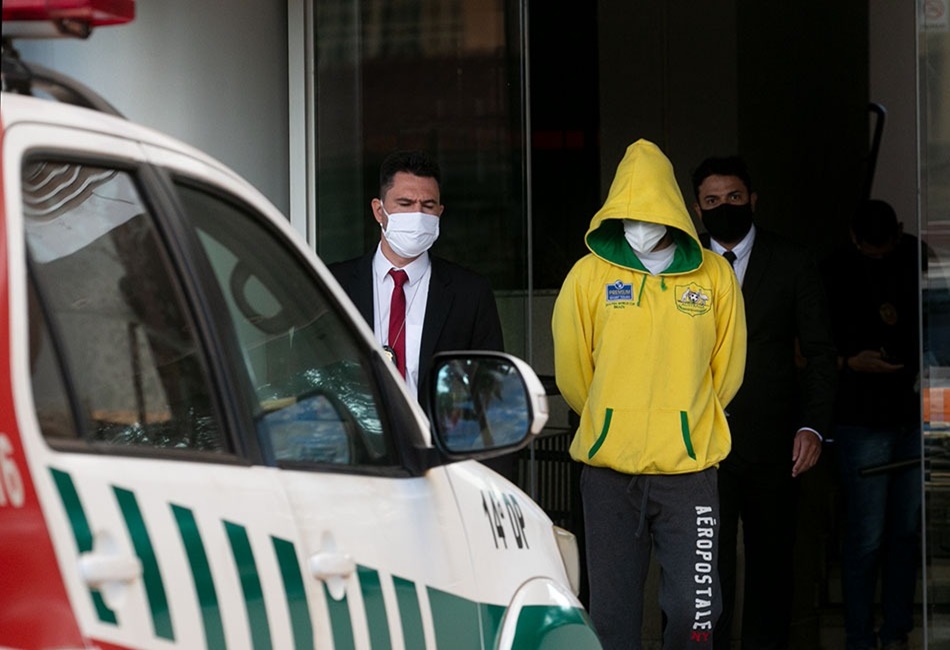 Jovem picado por Naja é preso no DF