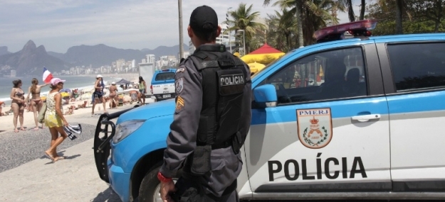 RJ: Mulher é encontrada morta a facadas em Niterói (Foto: Reprodução - PMRJ)