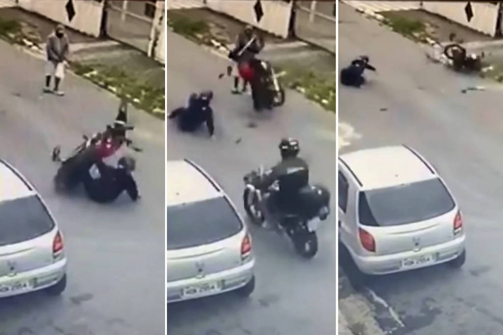 Motoqueiro empina, cai e moto atinge homem na rua em Praia Grande
