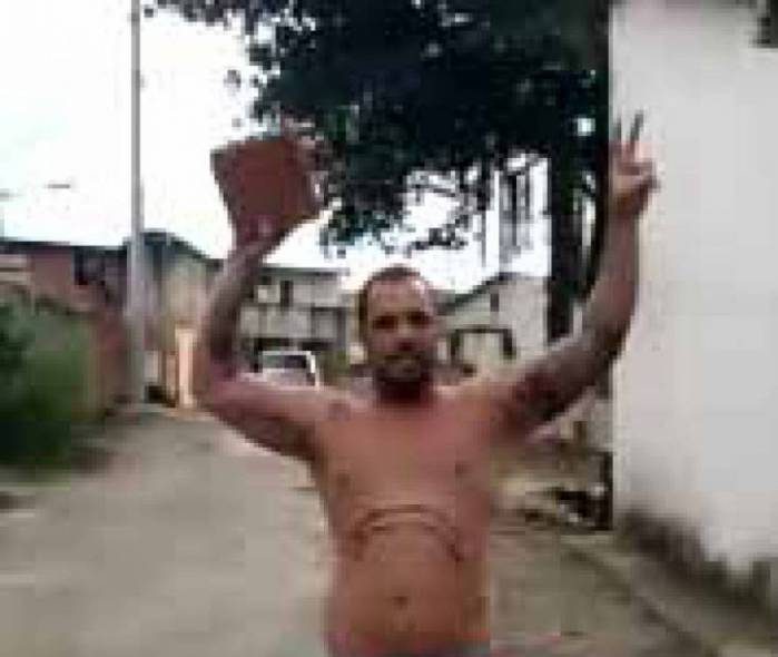 Homem tenta matar tio com tijolo e acaba preso; vejo vídeo