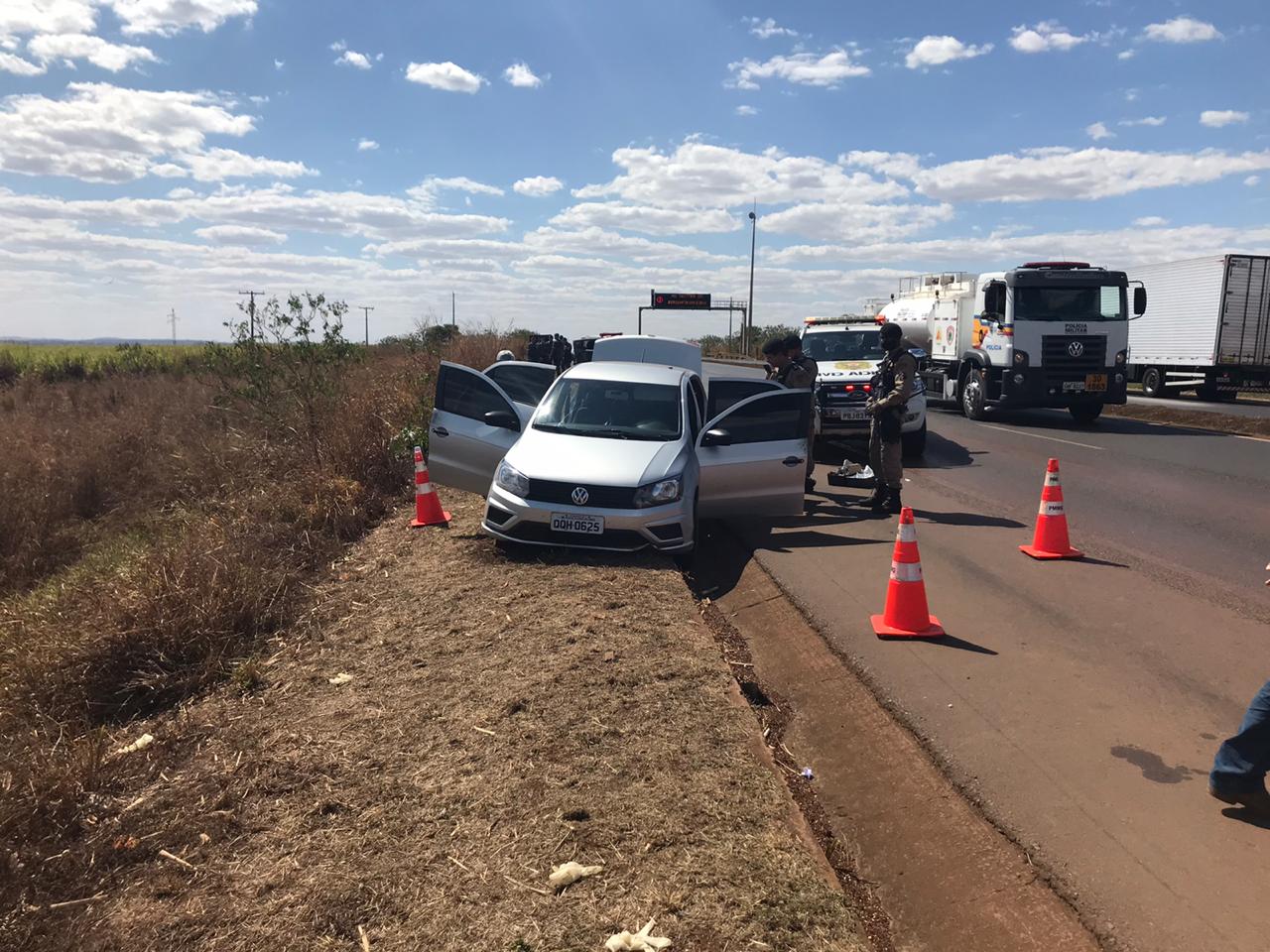 Quadrilha rouba banco em MG e é cercada em mata perto de Itumbiara